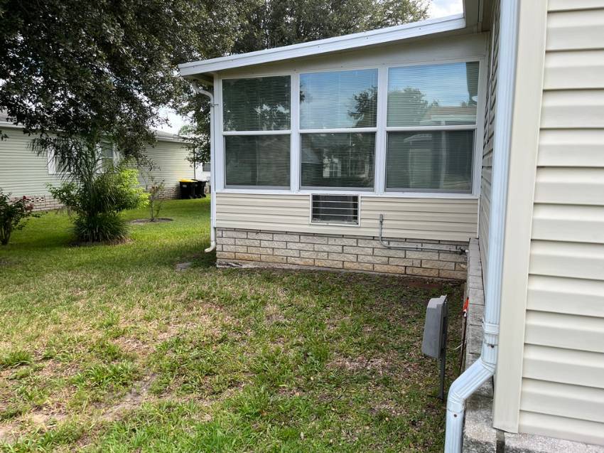 1329 Las Brisas Lane a Winter Haven, FL Mobile or Manufactured Home for Sale